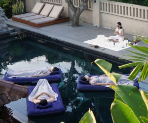 Floating Newmoon Soundbath with Sawitri