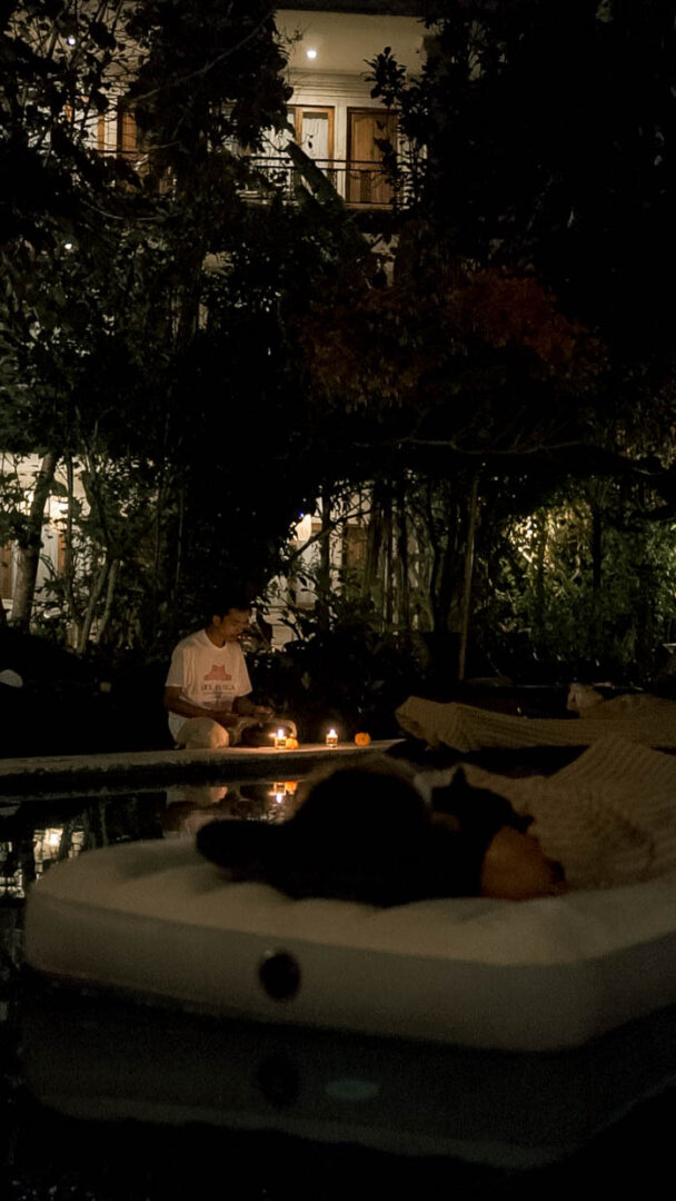 Sound healing and deep relaxation at Om Ham Retreat Ubud